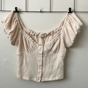 “Babydoll” style cream feminine small blouse NWOT